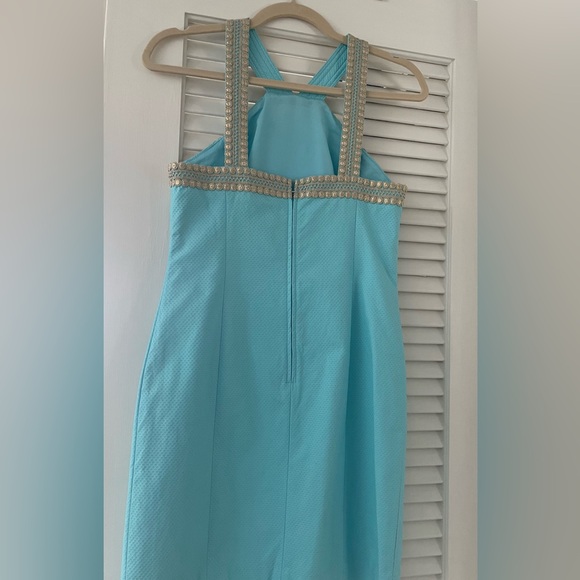 Lilly Pulitzer Vena Stretch Shift Dress in the color "Bali Blue". - Picture 2 of 4